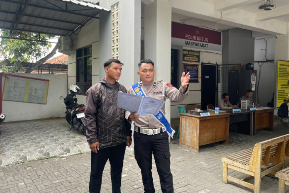 Pelaksanaan Sosialisasi dan edukasi kepada pemohon register BPKB