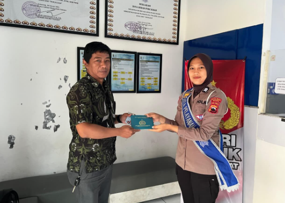 Pelaksanaan Sosialisasi dan edukasi kepada pemohon register BPKB