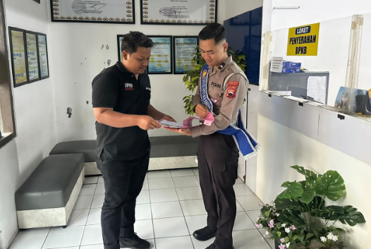 Pelaksanaan Sosialisasi dan edukasi kepada pemohon register BPKB