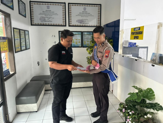 Pelaksanaan Sosialisasi dan edukasi kepada pemohon register BPKB