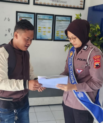 Pelaksanaan Sosialisasi dan edukasi kepada pemohon register BPKB