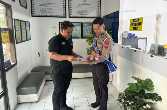 Pelaksanaan Sosialisasi dan edukasi kepada pemohon register BPKB