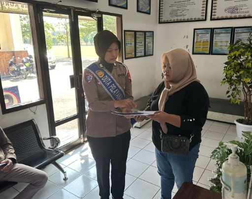 Pelaksanaan Sosialisasi dan edukasi kepada pemohon register BPKB
