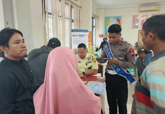 Satuan Lalu Lintas Polres Sragen terus mengedepankan pelayanan yang berorientasi pada penyelesaian masalah (problem solving)